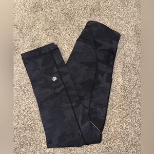 LuluLemon Black Camouflage capri Leggings